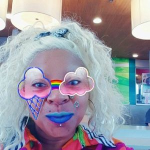 Meet your Posher, Belinda